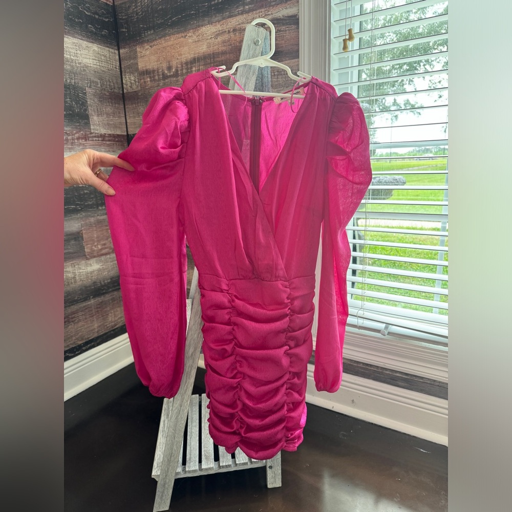 Hot pink long sleeve fitted bottom dress